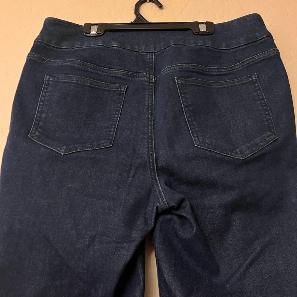 Chico’s Perfect Stretch Soft Jegging Capri Jeans - Picture 11 of 14
